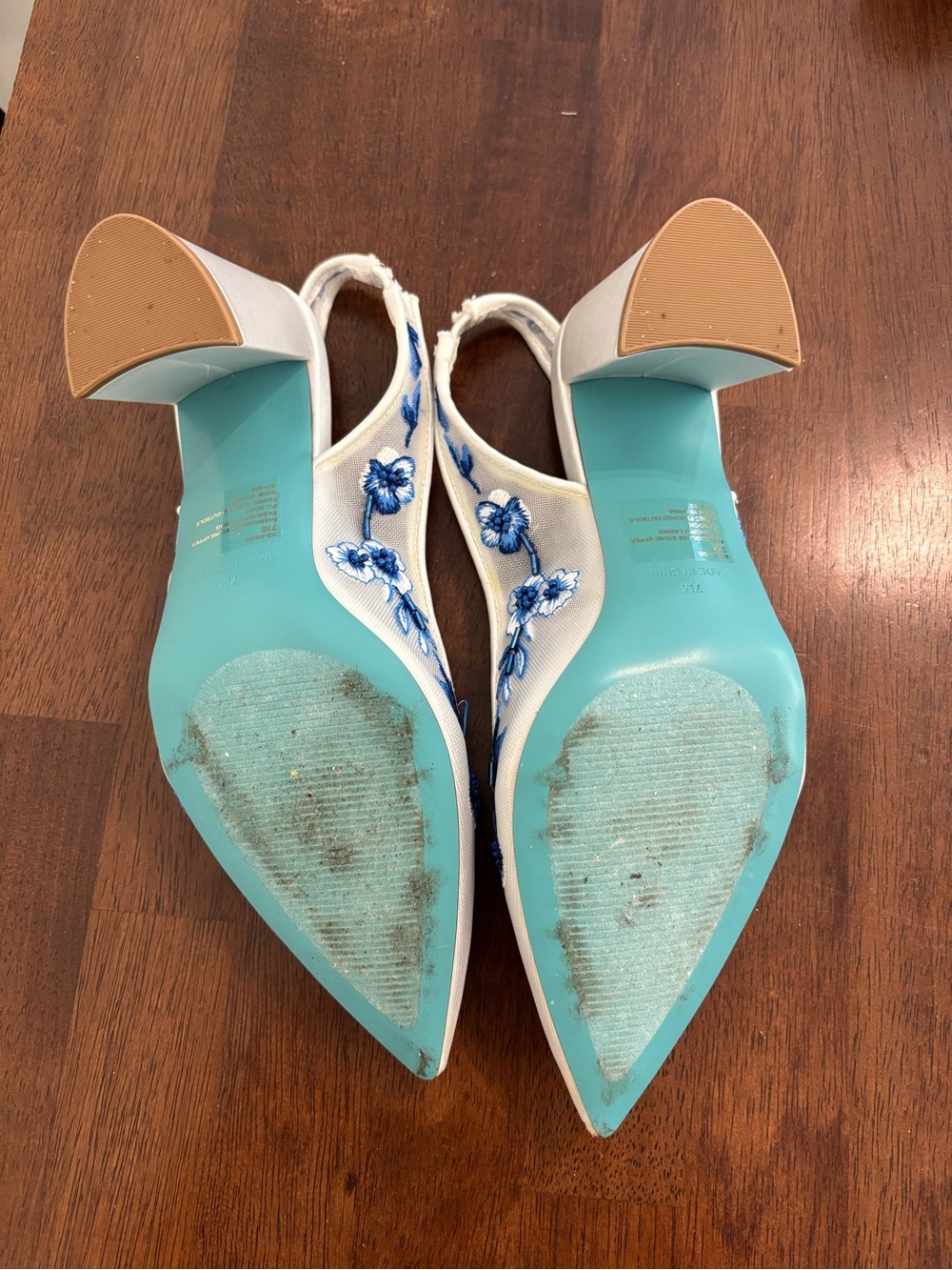 Betsey Johnson White Slingback Pointed-Toe Mules with Blue Floral Embroidery - Picture 3 of 3